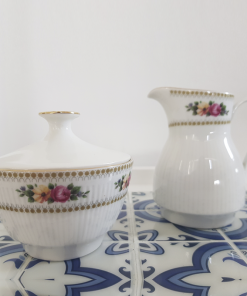 Alternative view of Cremero /Azucarero Porcelana Winterling Bavaria