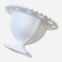 Alternative view of Copón Milk Glass