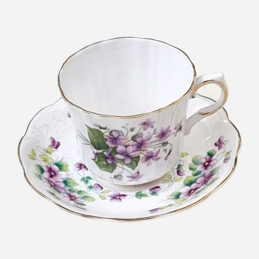 Dúo de Té Inglés Taza Royal Windsor Platillo Royal Albert Sweet Violet